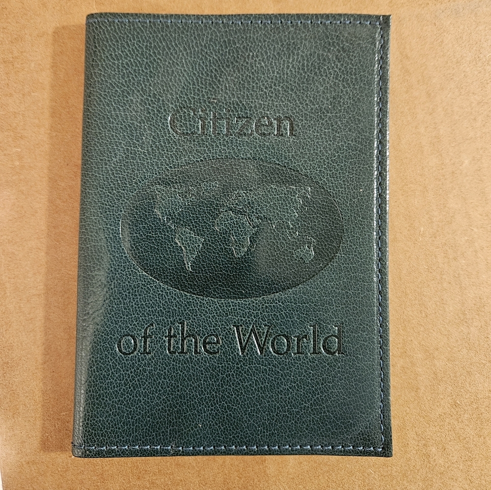 Citizen of the World Green Passport Holder